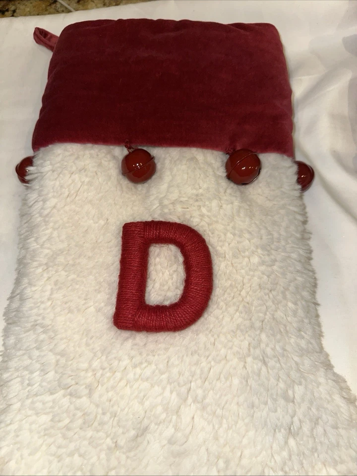 Juego de 2 medias de Navidad Pottery Barn con monograma rojo y blanco Foto 2 de 4