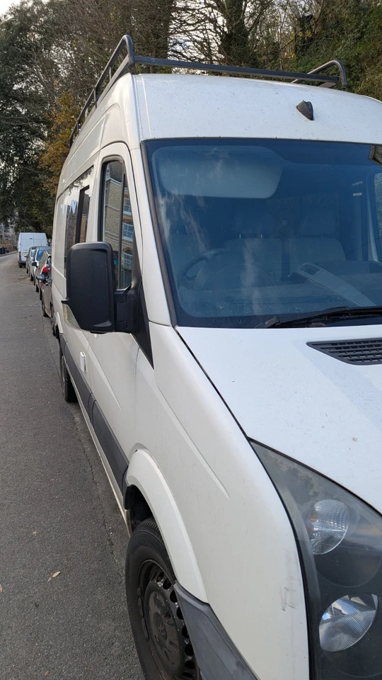 VW Campervan Crafter - Image 3 of 4