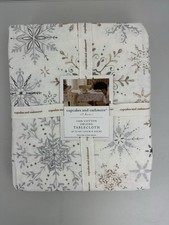 Cupcakes Cashmere Oblong Tablecloth Multiple Types of Snowflakes 60x144"