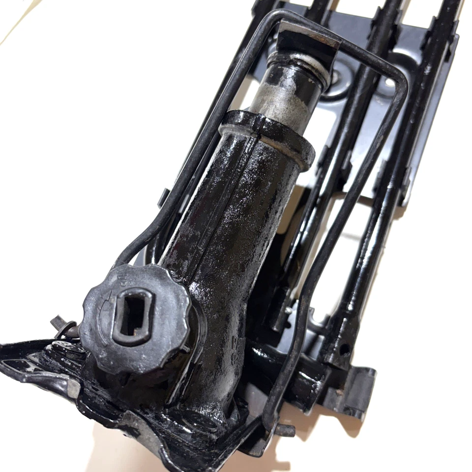 Ford Ranger 1998-2010 porta neumáticos de repuesto con manivela (original) Mazda serie B Foto 2 de 4