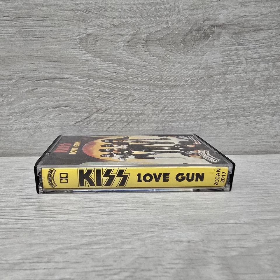 Kiss - Love Gun Cassette Tape 1st UK Release 1977 Casablanca Collectors Scarce  - Image 3 of 4