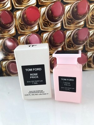 miniatur de parfum ** rose prick ** tom ford ** edp 7ml.