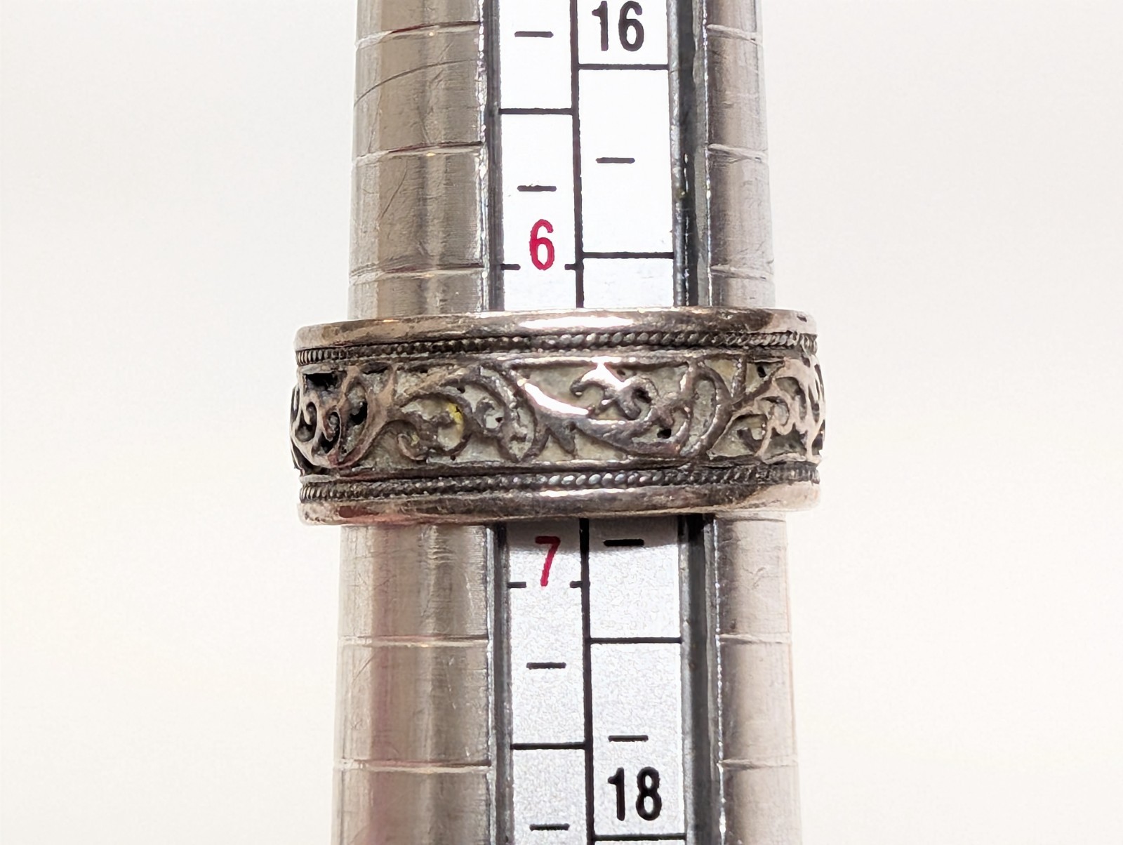 VINTAGE STERLING SILVER SCROLL PATTERN RING HALLM… - image 13