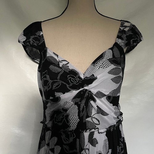 SIGNATURE BY SANGRIA Midi Kleid Blumenmuster Gr. 10 schwarz weiß Kappe Rüschen Retro - Bild 5 von 14