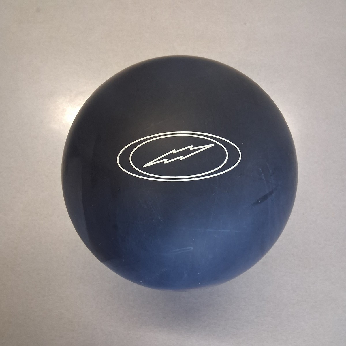 Storm Level bowling ball 14 LB. 1ST QUALITY MIDWEIGHT new in box