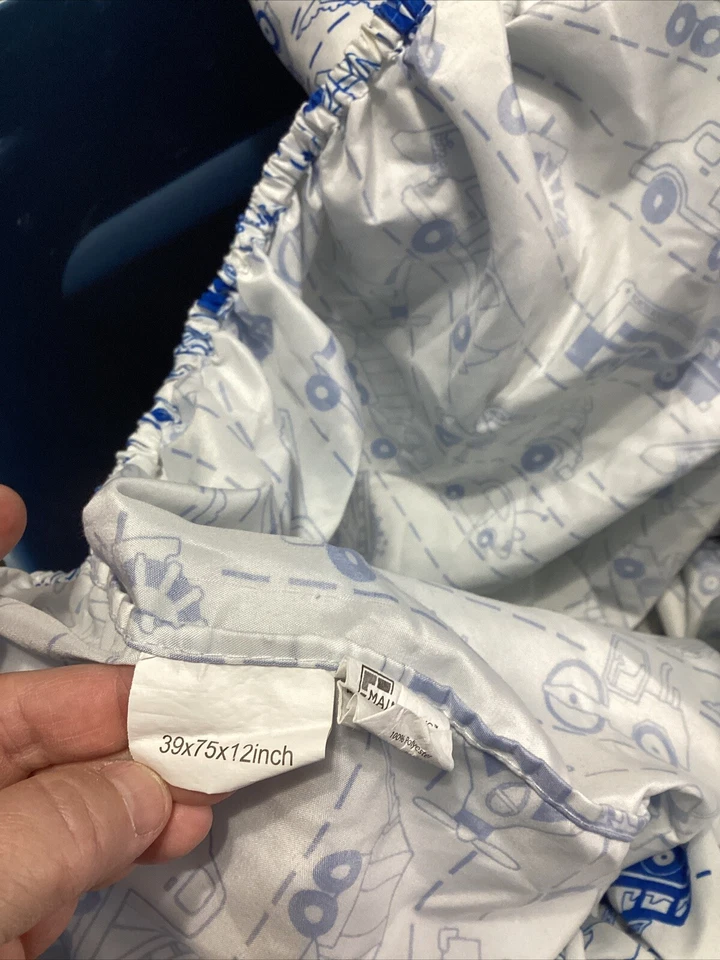 Juego de sábanas dobles todo tipo de tema de camión blanco azul de Mainstay Foto 3 de 4