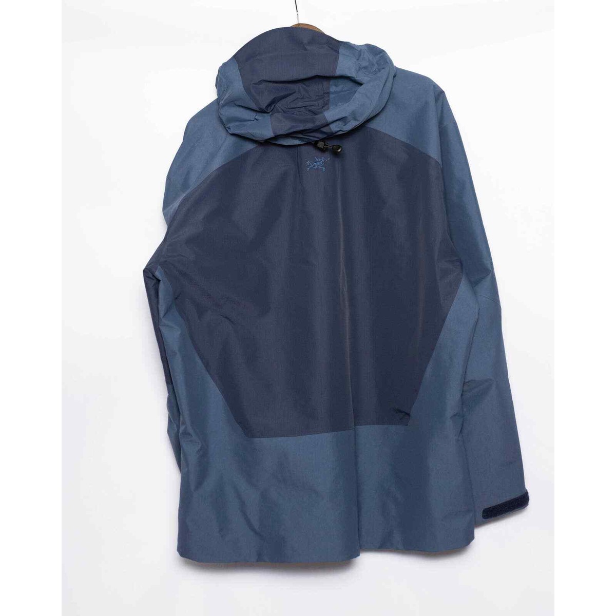 Arcteryx Gore Tex XCR Recco Jacket Blue XL New | eBay Arcteryx Gore Tex XCR Recco Jacket Blue XL New | eBay