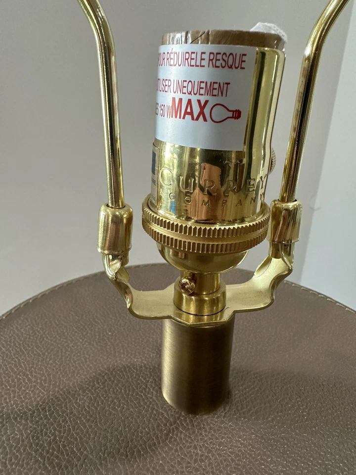 Lámpara de mesa Pottery Barn Wallace Currey & Company pantalla no incluida cuero Foto 3 de 4