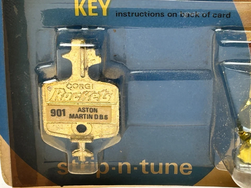 Corgi Rockets 1:64 Scale Diecast No. 901 Aston Martin DB in Original Blisterpack - Image 4 of 4