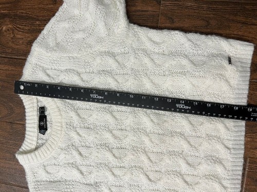 WOMENS VOLCOM WHITE CHUNKY CABLE KNIT CROPPED KNITS UP TO YOU SWEATER XS NICE!!! - Picture 9 of 10
