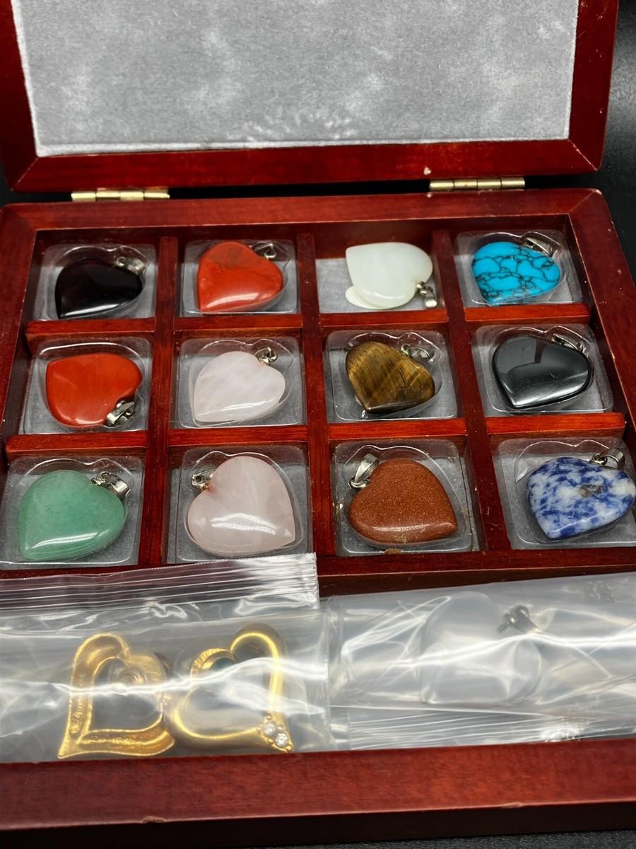 Vintage gemstones - 13 heart shaped keepsake pendants in
