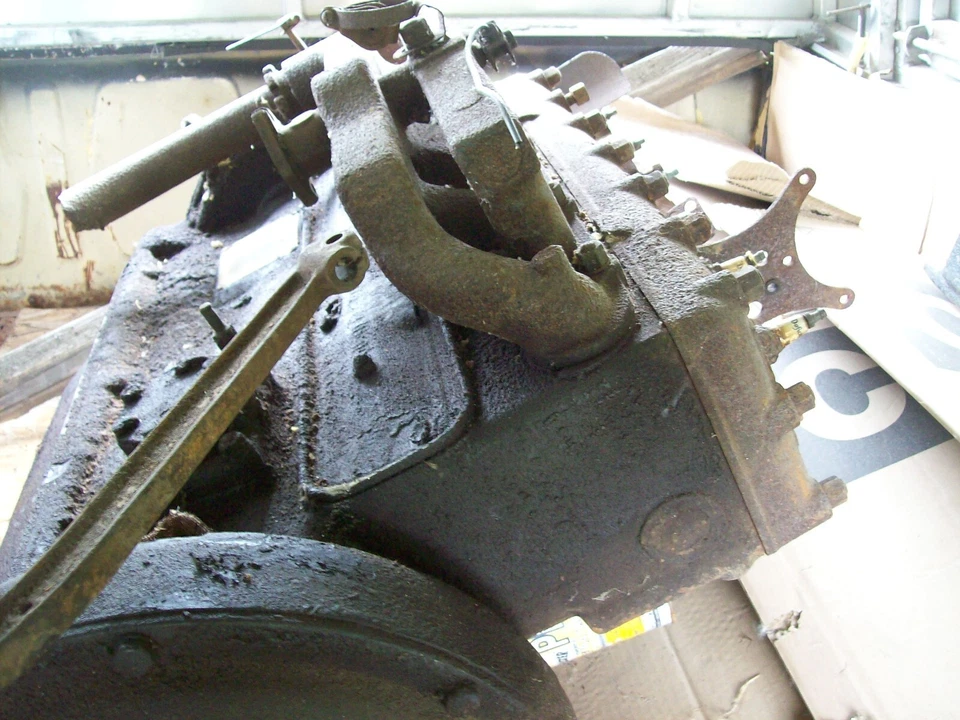 Automóvil Paige 1926 motor Continental (vueltas) y transmisión (cambios) Foto 2 de 4