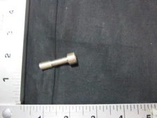 Applied Materials 0020-33572 BOLT CAPTIVE 5/16-18X1.25L