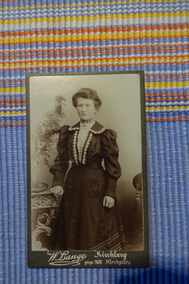 Altes Foto auf Pappe Fotograph W. Lange um 1878 Kirchberg 10,5X6,5 cm