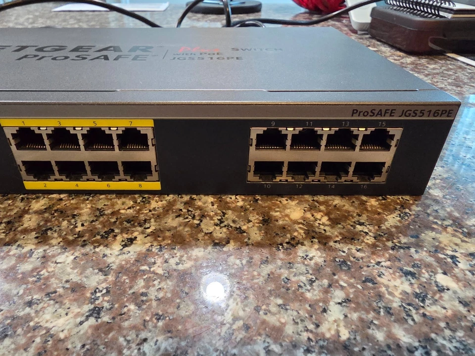 NETGEAR JGS516PE ProSafe Plus 16-Port Gigabit Ethernet Switch PoE with Cord - Image 4 of 4