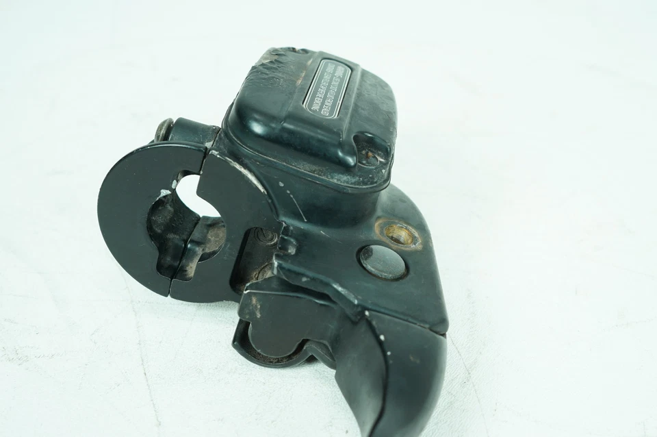 08 Harley Touring FLHT Electra Glide OEM Front Right Brake Lever Master Cylinder - Image 3 of 4