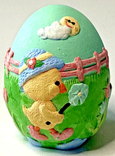 Easter Egg Raised Duck In The Countryside Design 2” Tall 1.75” Across From 1990
