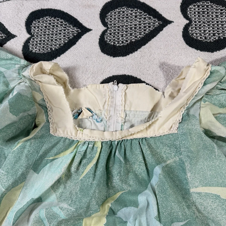 Vintage 1960s Penneys Hawaii Maxi Dress Women's XS Green Bird Print Flutter - Image 2 of 4