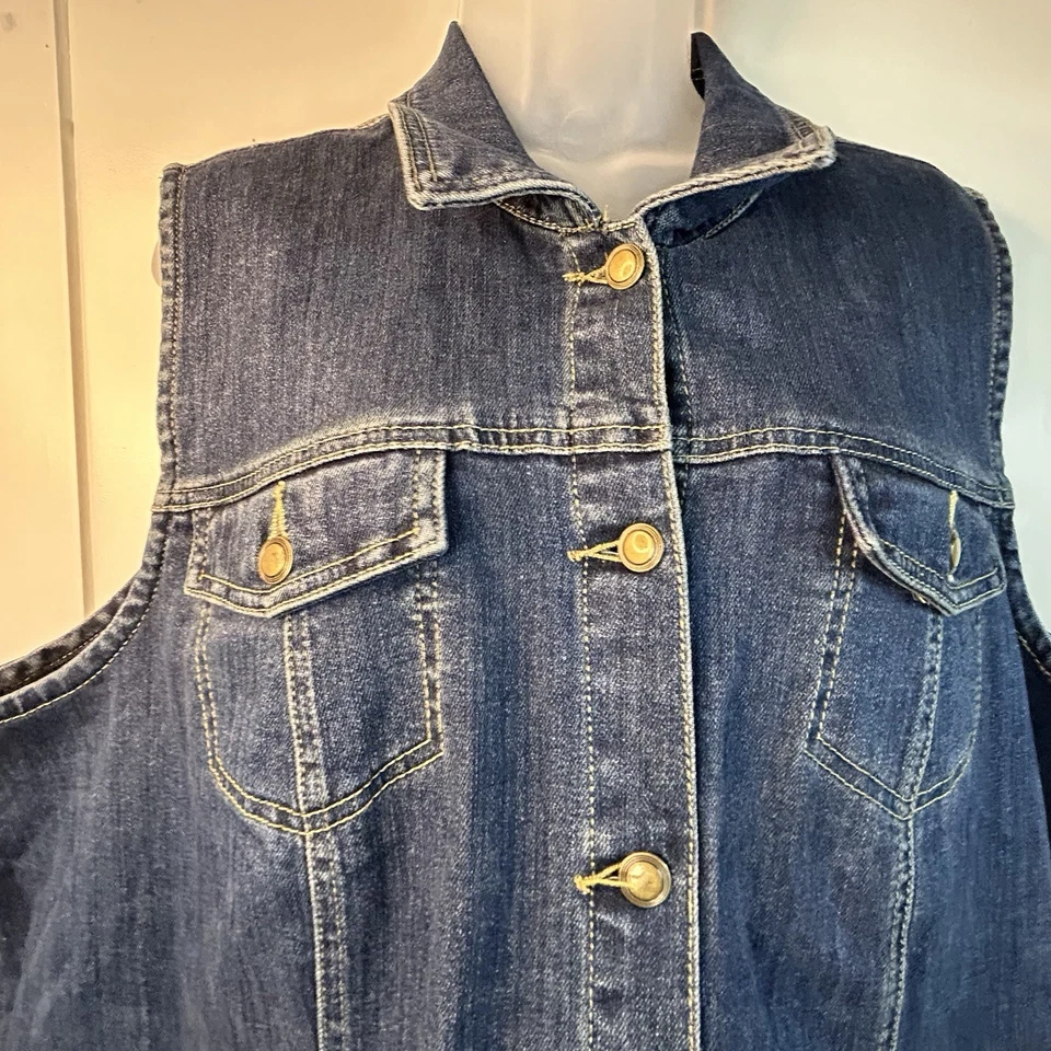 Liz & Me Claiborne Signature Denim Vest 1X 18/20W Demin Jean - Image 2 of 4