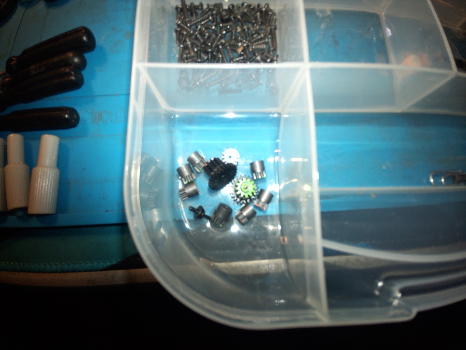 Radio Shack XMods Parts ,Wheels, And Tools Lot - Image 5