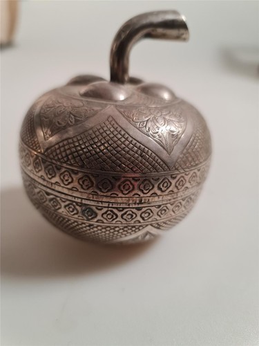 ANTIQUE MIDDLE EASTERN SILVER LIDDED DISH ENGRAVED CONTAINER - Picture 3 of 7