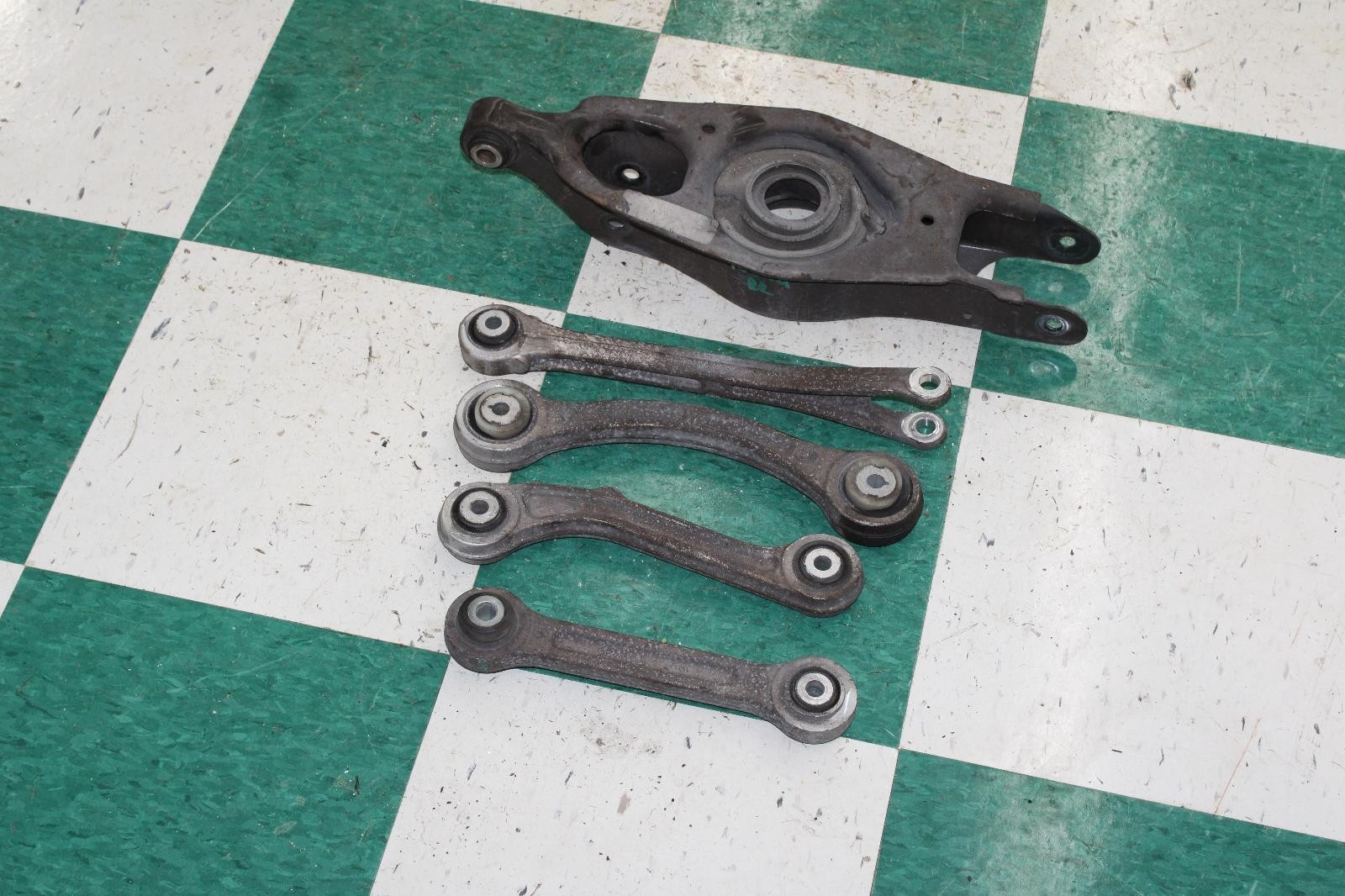 14-24 Ghibli RWD 3.0L Passenger RR Right Rear Upper Lower Control Arm Set OEM 5x