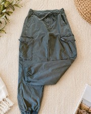 American Eagle Womens Cargo Jogger Pants 6 Re...