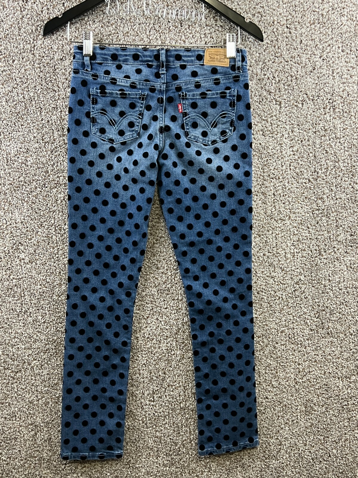 Picture 2 of 9
