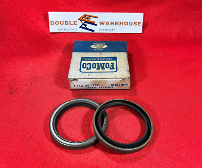 Vintage NOS OEM Ford FoMoCo B5AZ-1190-A Grease Retainer SET OF TWO (2)