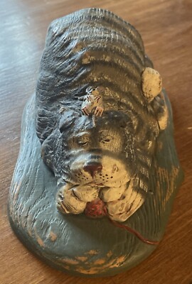 American Chestnut Folk Art Cat Figurine Catnap AM1702