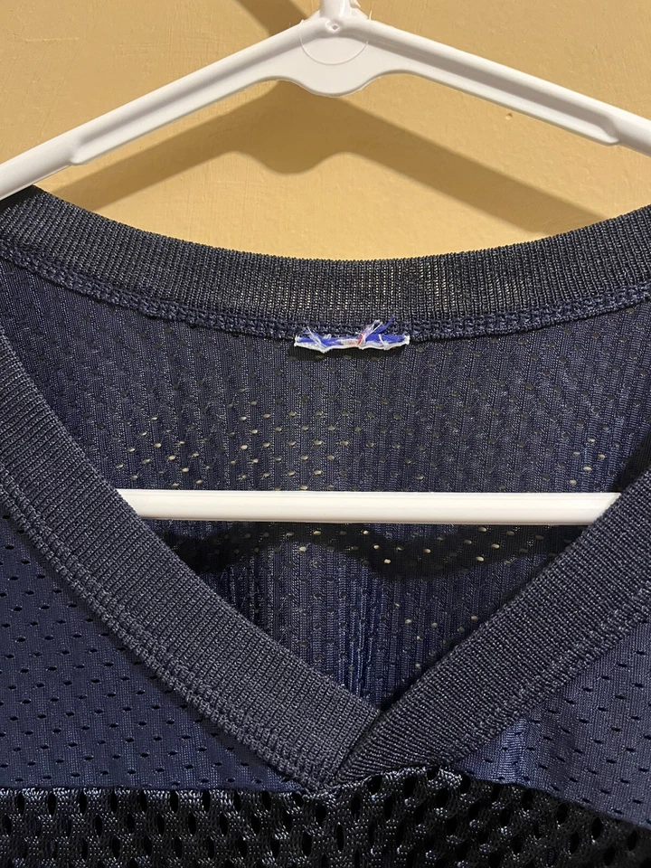 VINTAGE CHAMPION MESH NOTRE DAME IRISH FOOTBALL JERSEY - SIZE 48 - Image 4 of 4