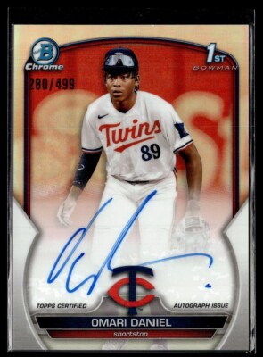 2023 BOWMAN CHROME REFRACTOR /499 1ST PROSPECT AUTO OMARI DANIEL TWINS