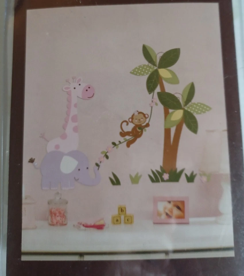 Calcomanía de pared grande Little Boutique JUNGLE GIRL nueva en paquete Foto 4 de 4