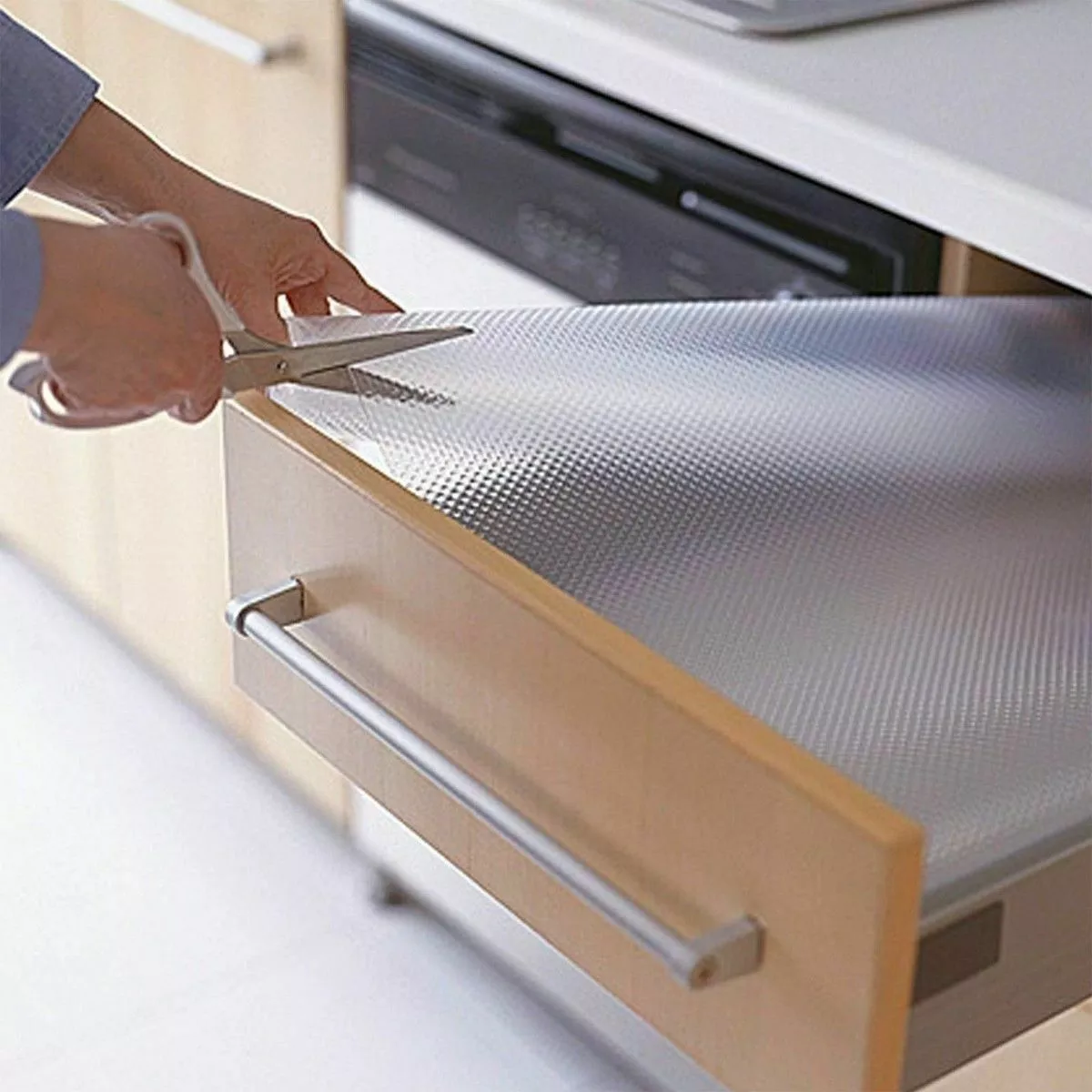 Lining 2024 kitchen cabinets