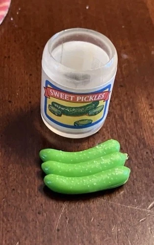 VTG Barbie doll Fun Fixin sweet PICKLES JAR BBQ food picnic snack accessory EUC!