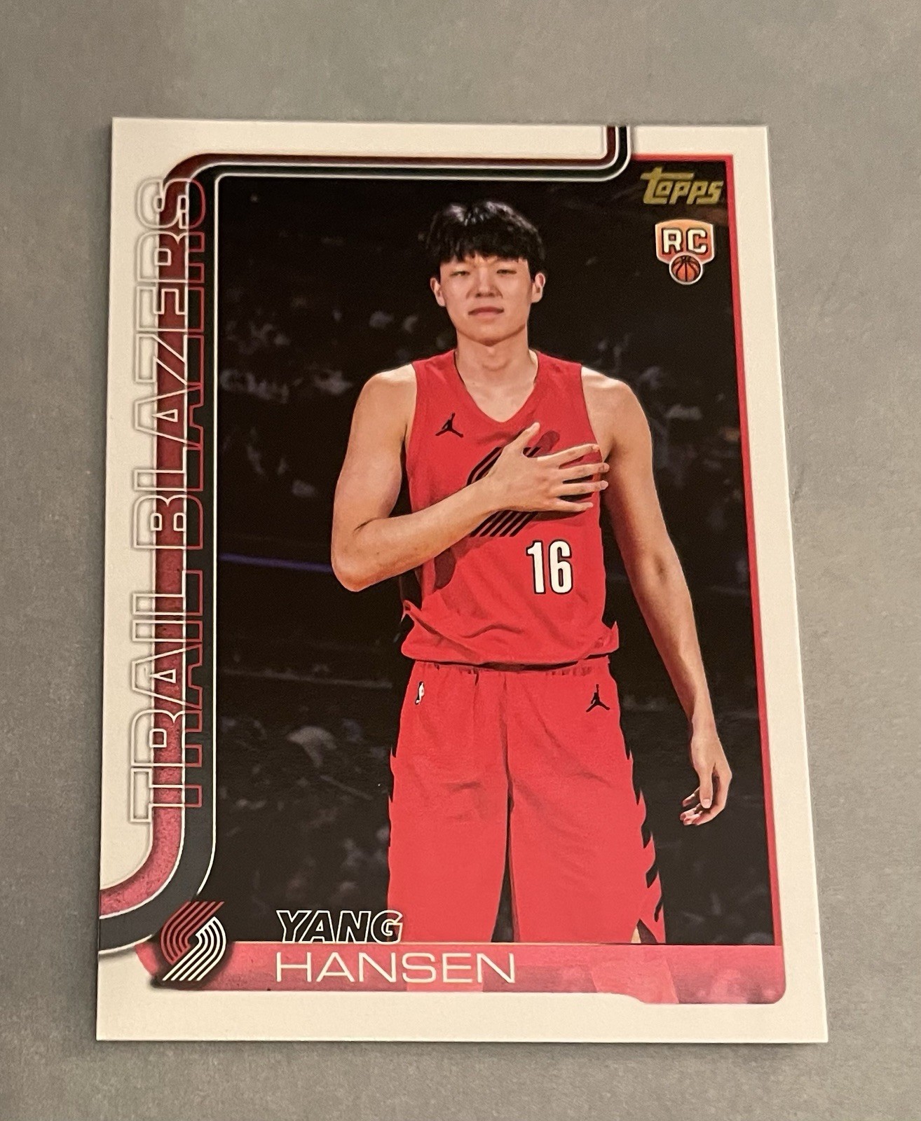 🔥 2025-26 Topps Yang Hansen #216 Golden Mirror Image Variation SSP RC Rookie 🔥