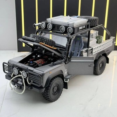 Voiture Miniature Land Rover Defender 90 à L'échelle 1:43 - Modèle Diecast Vert - Jouet Pour Enfants 3+ - Neuf En Boîte