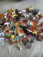 Konvolut kleine Tierfiguren Bauernhof Afrika Wassertiere Eisbär Pferd Wildtiere