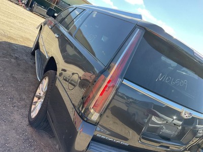 Driver Left Tail Light Fits 15-20 ESCALADE 2229166