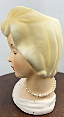 Vintage Lady Head Vase Blonde Pearl Necklace C5716 National