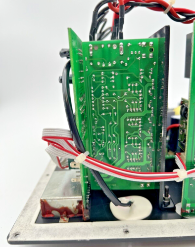 KLIPSCH PROMEDIA 5.1 AMPLIFIER BOARD SET-UP AS SHOWN - Picture 12 of 16