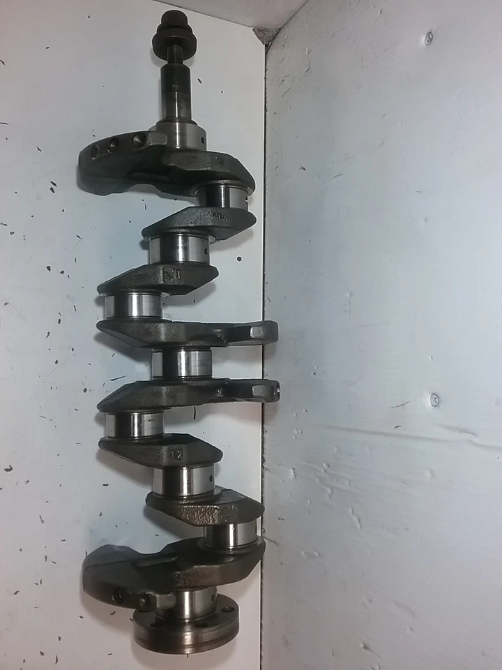 Коленвал двигателя 2012-2018 Ford Focus T46AA (2,0 л 4 цилиндра) ZC152 - Изображение 3 из 4