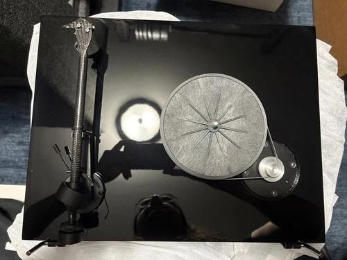 Pro-Ject Debut Carbon EVO