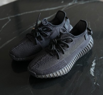ADIDAS YEEZY 350 V2 BOOST ONYX SNEAKER SCHUHE SCHWARZ BLACK GR. 42 NEU