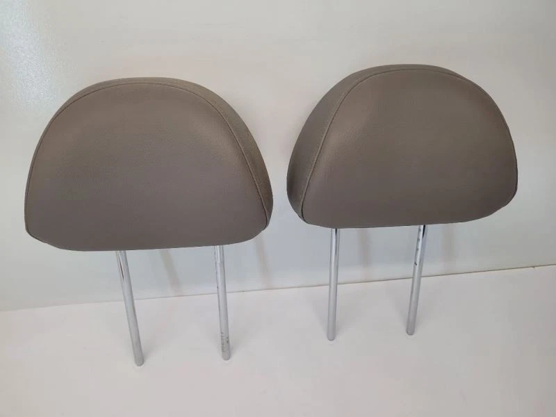 2010-2015 HYUNDAI TUCSON RH RIGHT LH LEFT FRONT HEADREST TAN LEATHER - Image 2 of 4