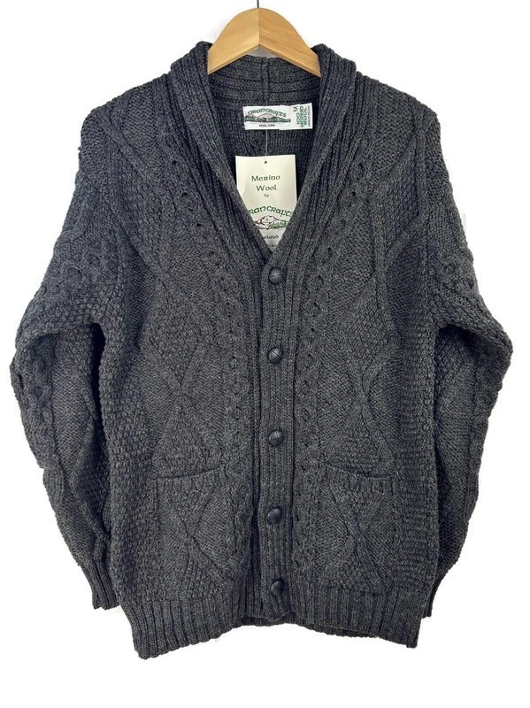 Cárdigan gris con cuello chal tejido pescador lana merino mediano Aran Crafts para hombre