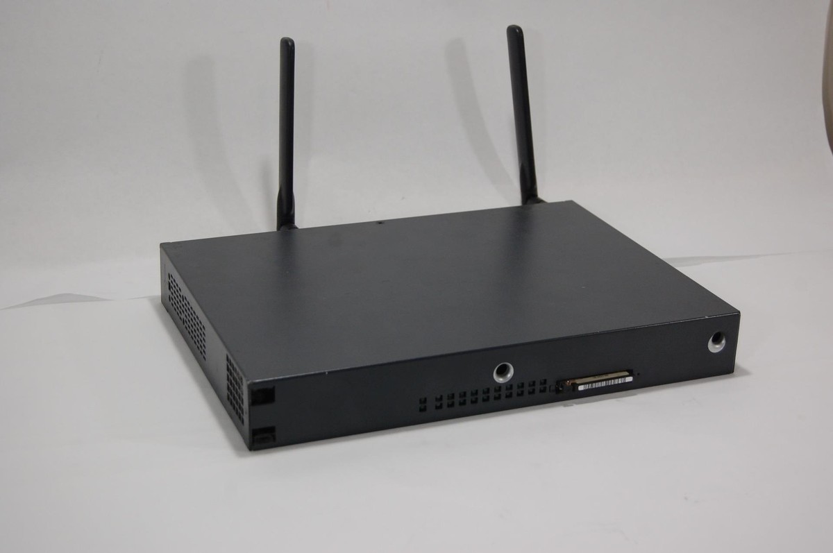 ROUTEUR CISCO 1800 Series Integrated Services Router CISCO1801 V.07 ROUTEUR CISCO 1800 Series Integrated Services Router CISCO1801 V.07