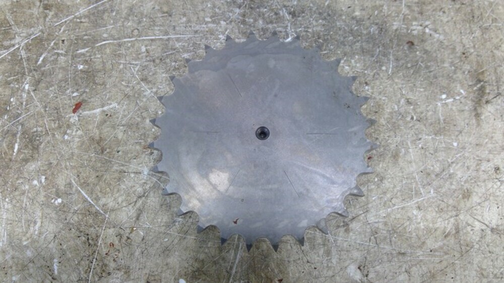 Deere Sprocket W/Shaft Z12405 | eBay