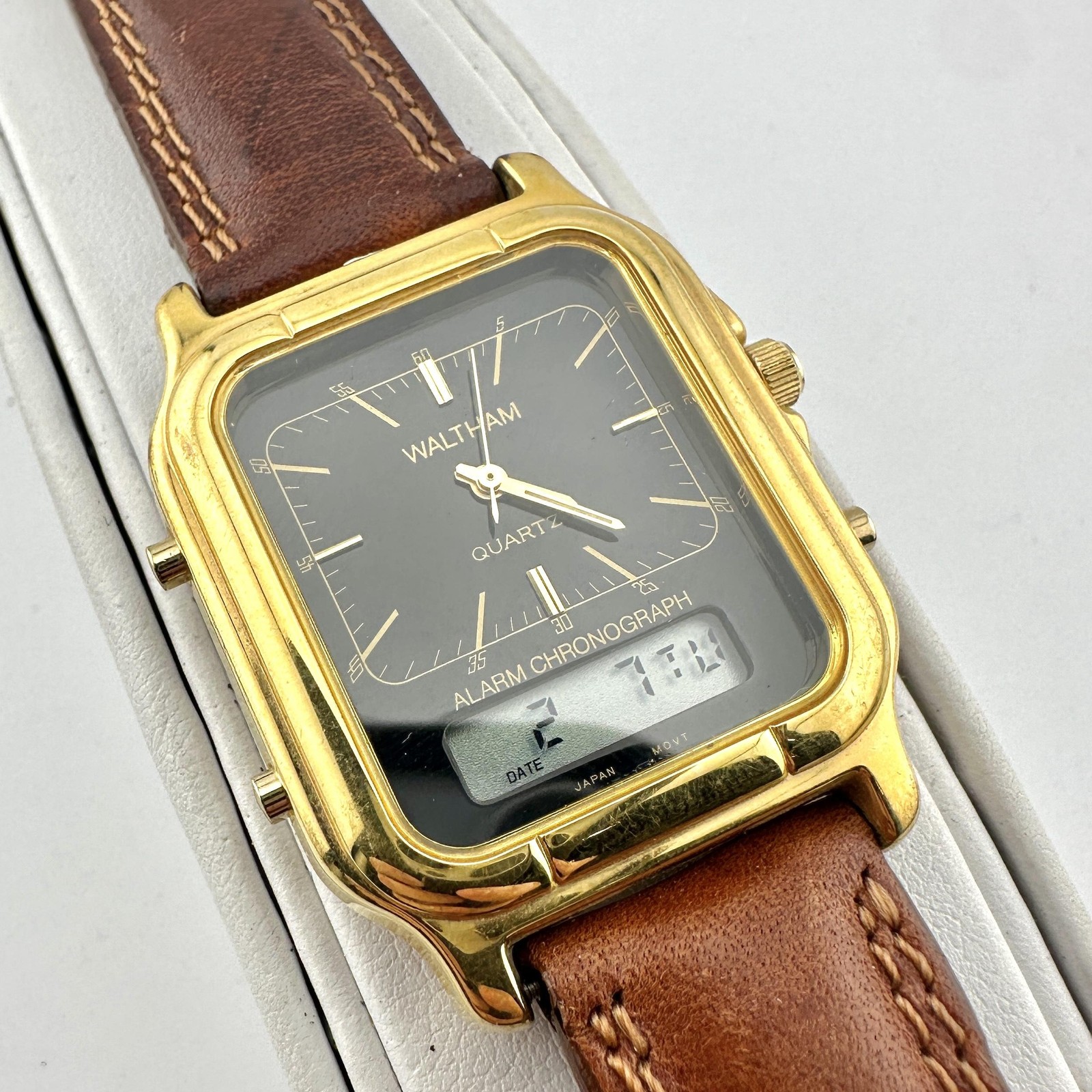 Chrono Black - Ana Gold 31mm Vintage Mens Batt Digi Watch Waltham Has Alarm New - vintagewatches.pk