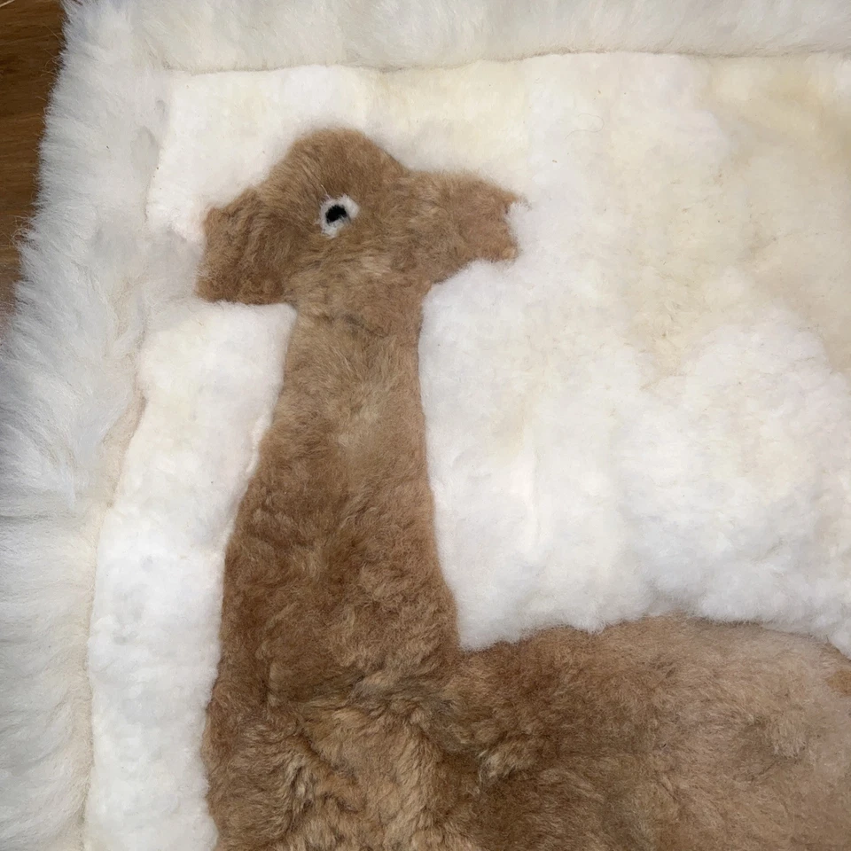 "Alfombra hecha a mano de piel real de alpaca lama 17x25""" Foto 4 de 4